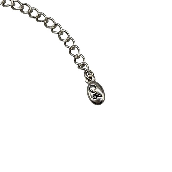 Annaeece by Devries Plain Twisted Leaf Pendant Chain Necklace Silver Tone Casual - Picture 4 of 5